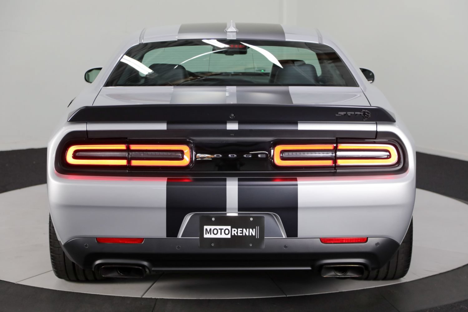 Used 2023 Dodge Challenger SRT Hellcat w/ Plus Package RWD image 8