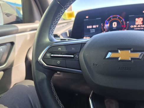 Used 2025 Chevrolet Traverse LT w/ Sun and Wheel Package FWD image 19