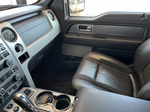 Used 2010 Ford F150 Raptor image 27