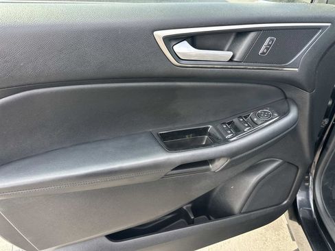 Used 2018 Ford Edge SEL w/ Equipment Group 201A AWD/4WD image 15