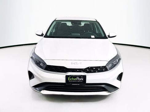 Used 2024 Kia Forte LXS image 2