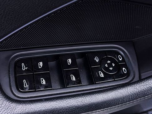 Used 2018 Porsche Panamera image 20