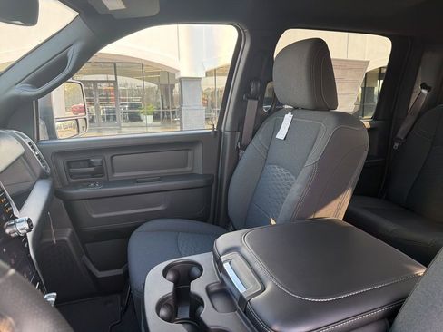New 2026 RAM 2500 Tradesman AWD/4WD image 25