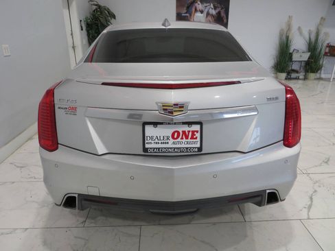 Used 2019 Cadillac CTS Luxury RWD image 4