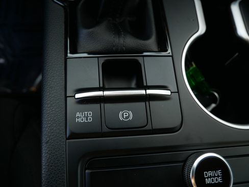 Used 2023 Kia K5 LXS image 31