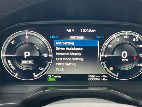 New 2025 Mitsubishi Outlander SE image 26