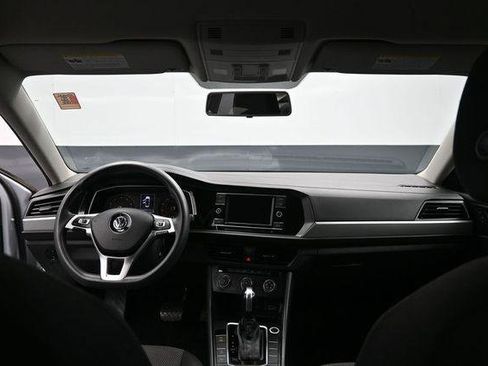 Used 2019 Volkswagen Jetta SE FWD image 25