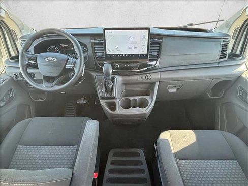 Used 2023 Ford Transit 350 XLT image 20