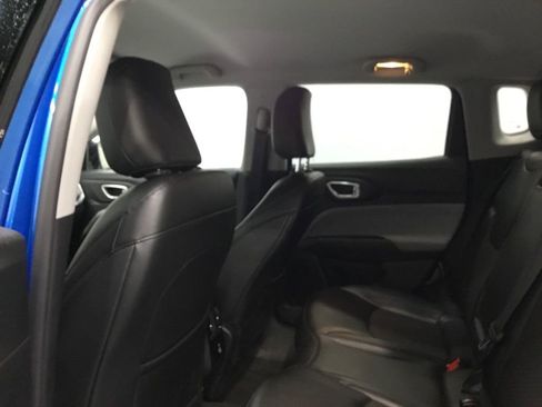 Used 2022 Jeep Compass Latitude w/ Convenience Group AWD/4WD image 11