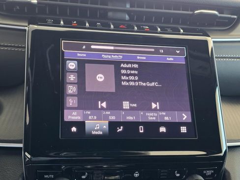 New 2025 Jeep Grand Cherokee L Altitude image 22