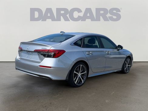 Used 2022 Honda Civic Touring image 6