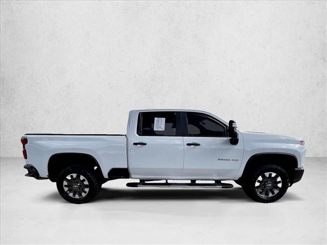 Used 2021 Chevrolet Silverado 2500 Custom w/ Custom Value Package RWD image 3