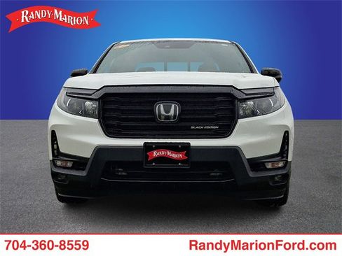 Used 2023 Honda Ridgeline Black Edition image 2
