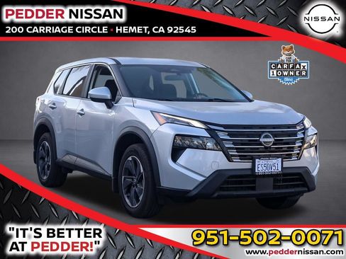 Used 2024 Nissan Rogue SV FWD image 1