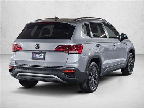 Used 2024 Volkswagen Taos S FWD image 5