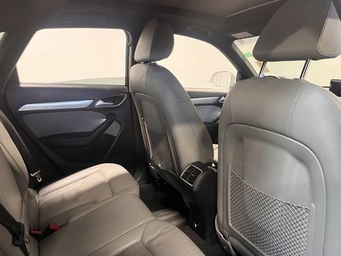 Used 2018 Audi Q3 2.0T Premium image 14