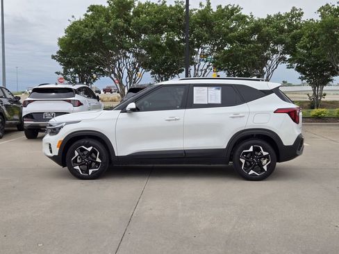 Certified 2025 Kia Seltos S FWD image 12