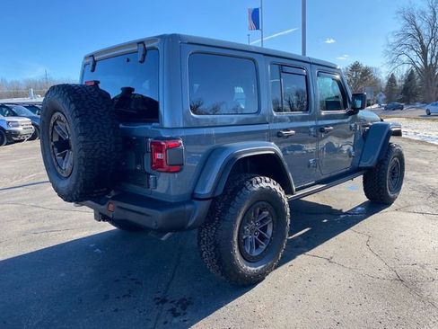 Used 2025 Jeep Wrangler Unlimited Rubicon 392 image 7