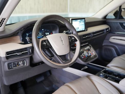 Used 2022 Lincoln Corsair Grand Touring w/ Elements Technology Bundle AWD/4WD image 11