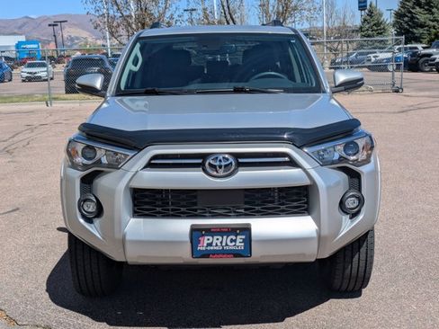 Used 2023 Toyota 4Runner SR5 Premium w/ Moonroof Package AWD/4WD image 2