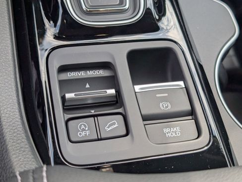 New 2026 Honda Pilot Touring image 19