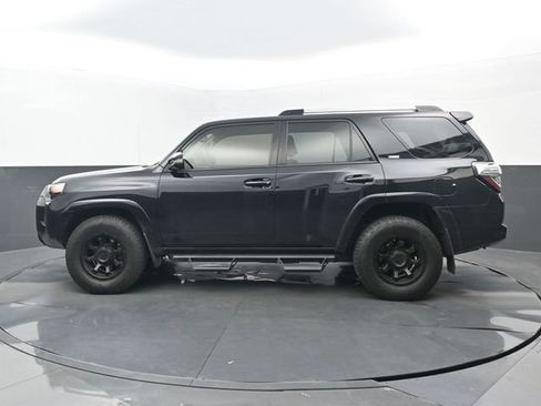 Used 2020 Toyota 4Runner SR5 Premium w/ Moonroof Package image 7