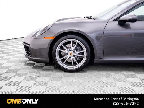 Used 2022 Porsche 911 Carrera RWD image 36