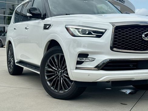 Used 2023 INFINITI QX80 Premium Select w/ Cargo Package AWD/4WD image 9
