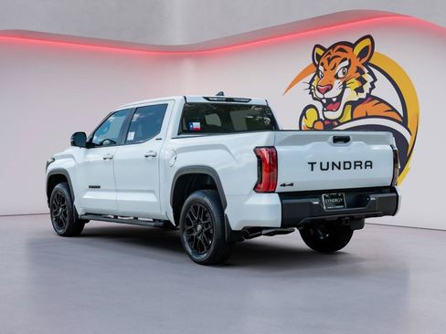 Used 2026 Toyota Tundra Limited AWD/4WD image 7