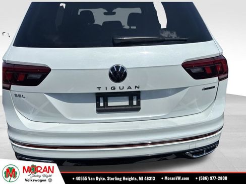 Used 2022 Volkswagen Tiguan SEL R-Line AWD/4WD image 6