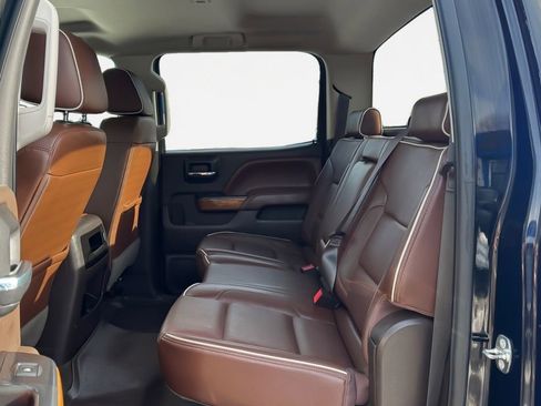 Used 2016 Chevrolet Silverado 2500 High Country w/ Duramax Plus Package image 13