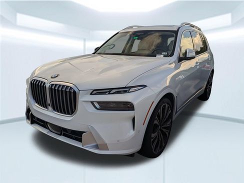 Used 2023 BMW X7 xDrive40i w/ Executive Package AWD/4WD image 1