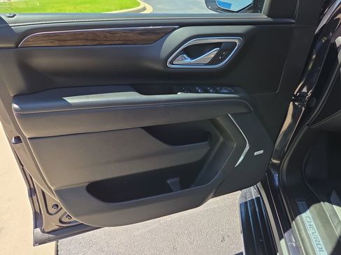 Certified 2023 Chevrolet Suburban Premier AWD/4WD image 28