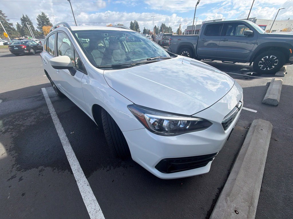 Used 2022 Subaru Impreza 2.0i Premium w/ Popular Package #3 AWD/4WD image 1