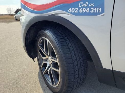 Used 2017 Ford Explorer Sport w/ Equipment Group 401A image 9