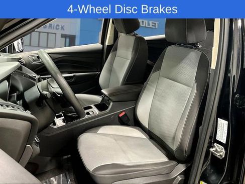 Used 2017 Ford Escape SE w/ Equipment Group 201A image 22