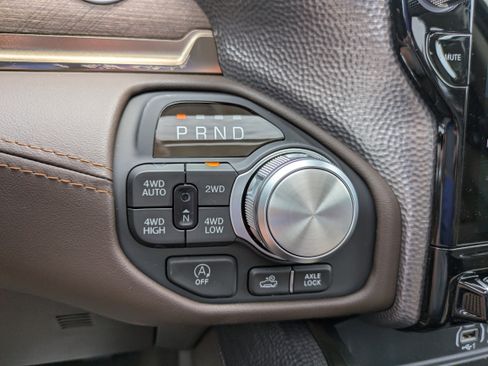 New 2025 RAM 1500 Limited image 21