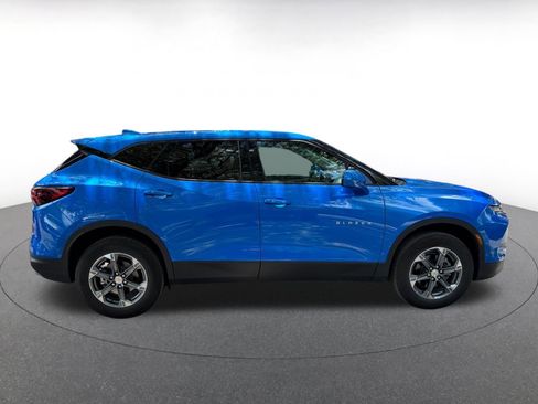 Used 2025 Chevrolet Blazer LT FWD image 14