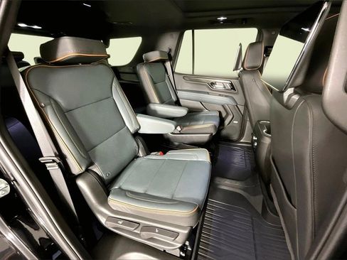 New 2026 GMC Yukon AT4 w/ AT4 Premium Plus Package image 11