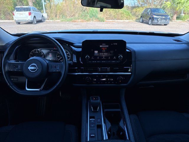 Certified 2025 Nissan Pathfinder SV FWD image 13
