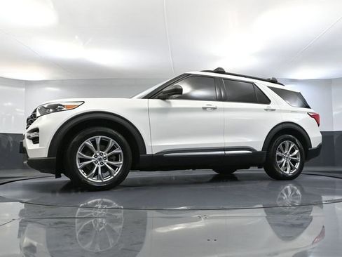 Used 2020 Ford Explorer XLT w/ Equipment Group 202A image 59