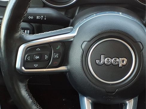 Used 2023 Jeep Wrangler Unlimited Sahara w/ Cold Weather Group AWD/4WD image 10
