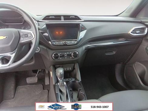 Used 2023 Chevrolet TrailBlazer ACTIV w/ Sun and Liftgate Package FWD image 12