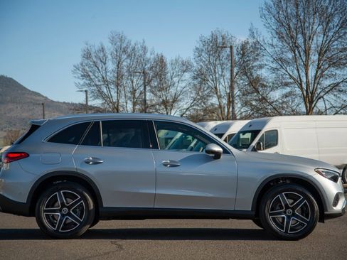 New 2026 Mercedes-Benz GLC 300 4MATIC image 5