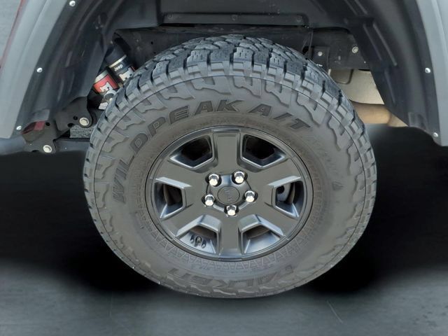 Used 2022 Jeep Gladiator Mojave w/ Trailer Tow Package AWD/4WD image 14