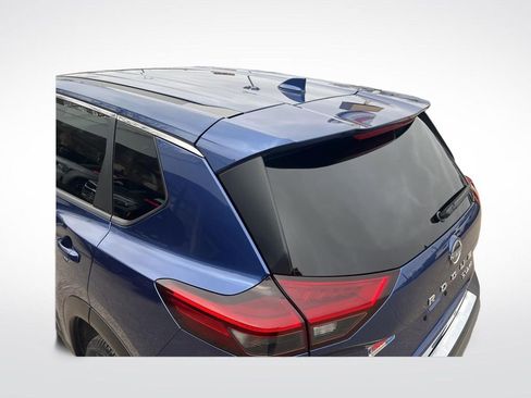 Certified 2023 Nissan Rogue SV image 34