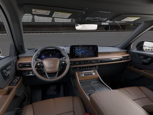 New 2026 Lincoln Aviator Reserve AWD/4WD image 9