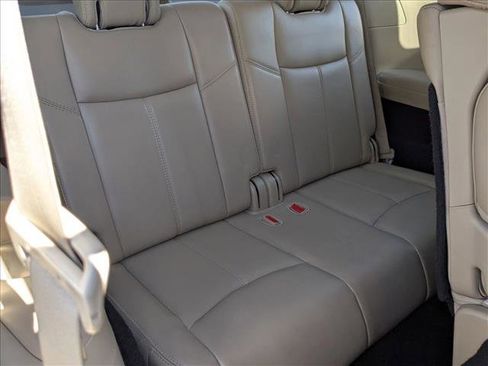 Used 2019 Nissan Pathfinder SL image 20