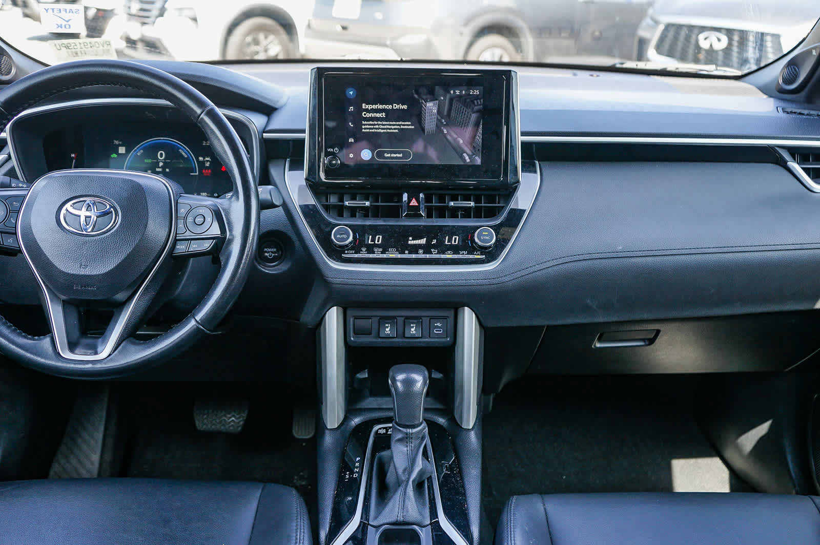 Used 2024 Toyota Corolla Cross AWD Hybrid w/ Convenience Package image 13