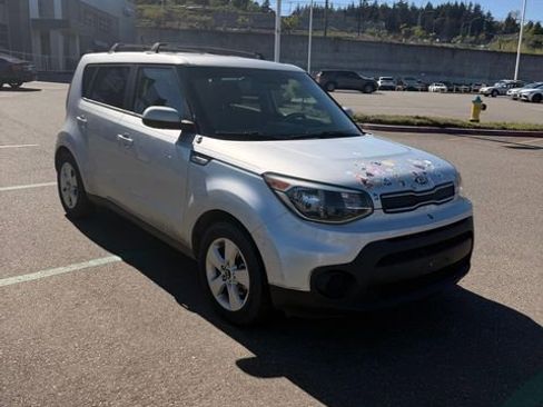 Used 2019 Kia Soul FWD image 5